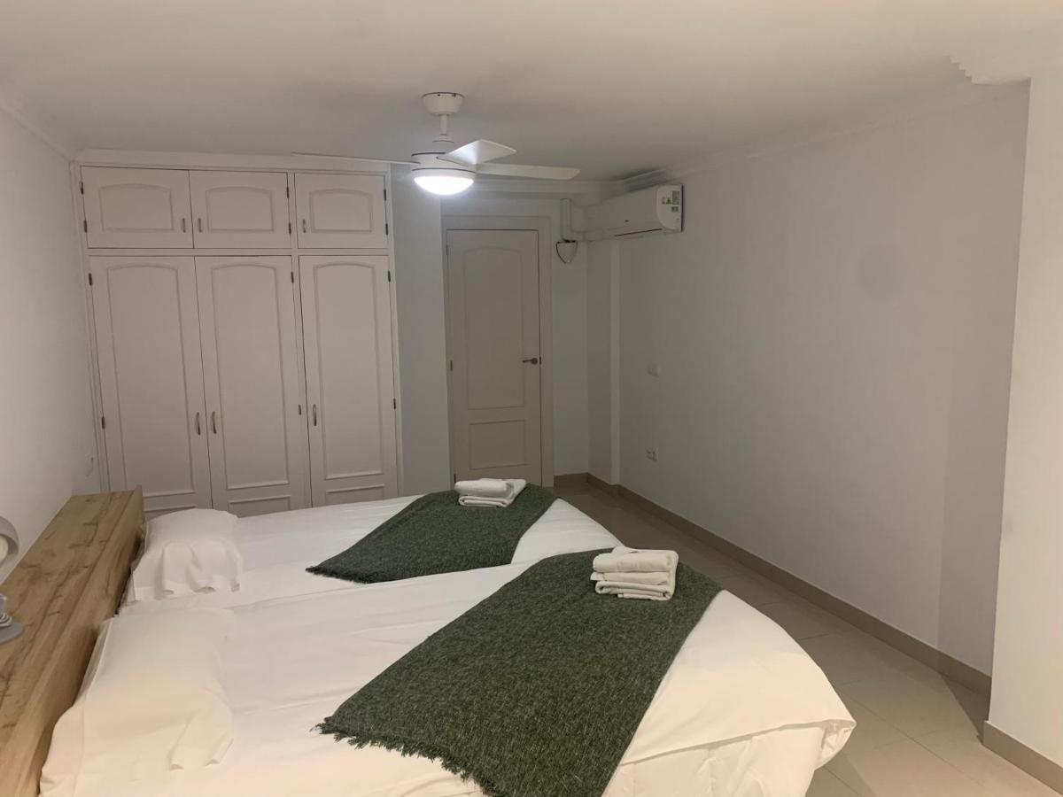 Apartamentos Ilice A 1 Minuto De La Playa De Benidorm Eksteriør billede
